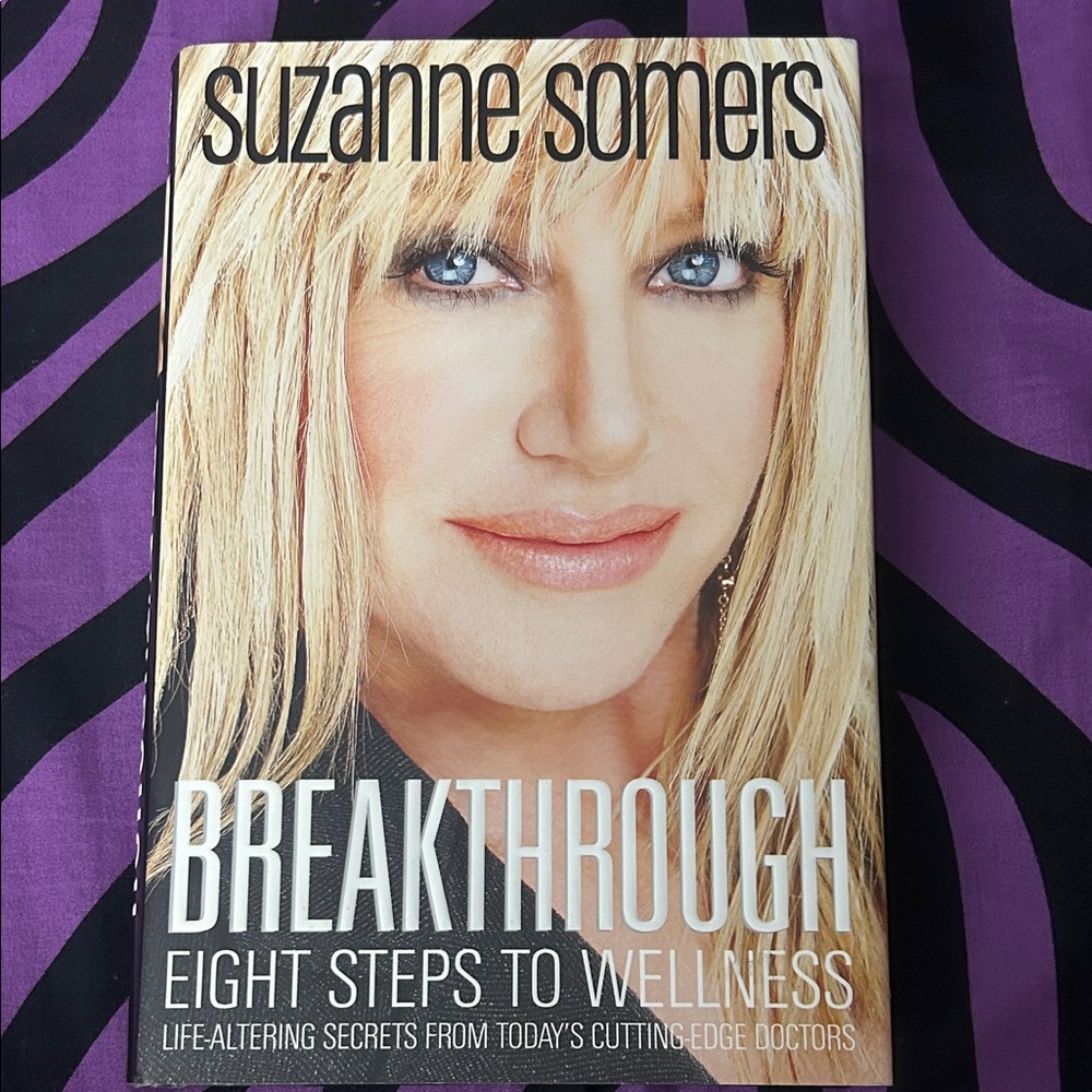 Suzanne Somers Breakthrough Book with Purple and Black Cover